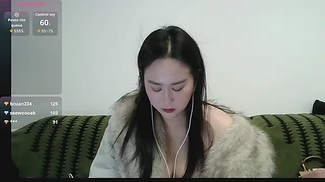 Belinda66 live sex cam