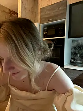 MaryHiggins live sex cam