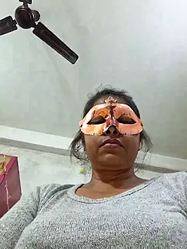 SIMIHOT's cam snapshot