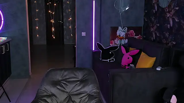 Blckmirrorr's cam snapshot