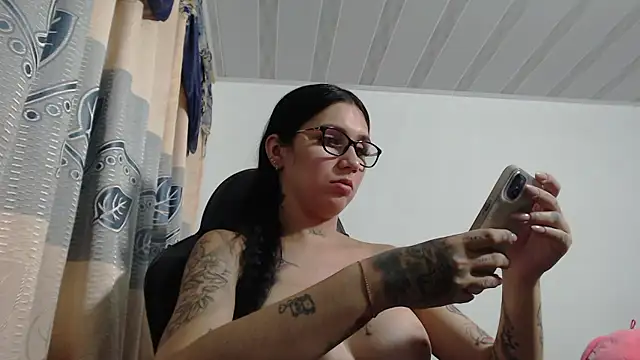 sweet_cutetras22 live sex cam