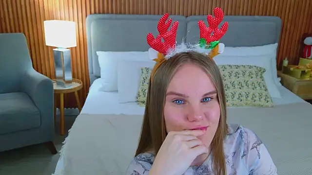 Lili_Lohan's cam snapshot