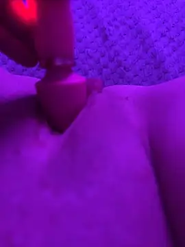 lunavelvetp's cam snapshot