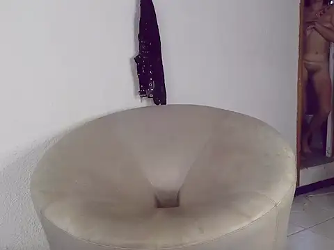 CattaleyaEvans_'s cam snapshot