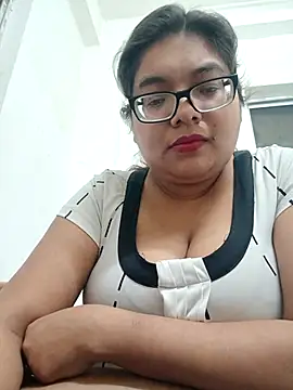 Elie_Sexy143's cam snapshot