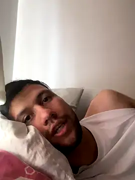 Michaell_Spinelly's cam snapshot