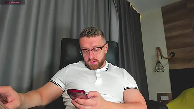 Findom_guy's cam snapshot