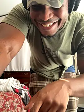 KeYBuMp323 live sex cam