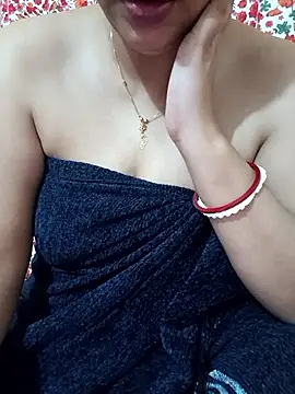 Priya_Boudi live sex cam