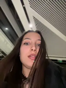 ICrazyOneIRL live sex cam