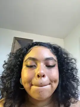 PrincessLauren420 live sex cam