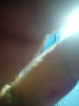 Chinki_pande's cam snapshot