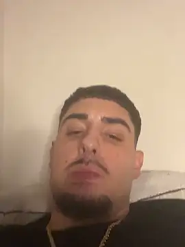 Vale_187 live sex cam