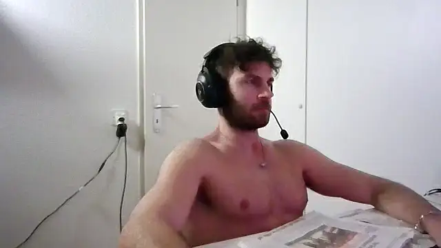 alpha-hunk live sex cam