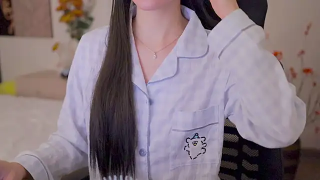 SpiderIily's cam snapshot