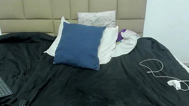 lilybaudyn_ live sex cam