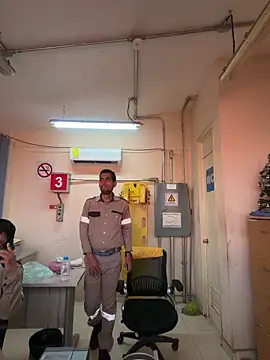 EnriquePersian197 live sex cam