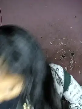 Sexy-aisha live sex cam