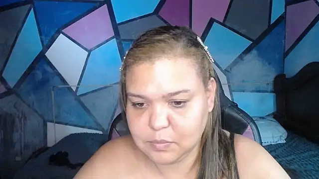 Sherlynn01's cam snapshot