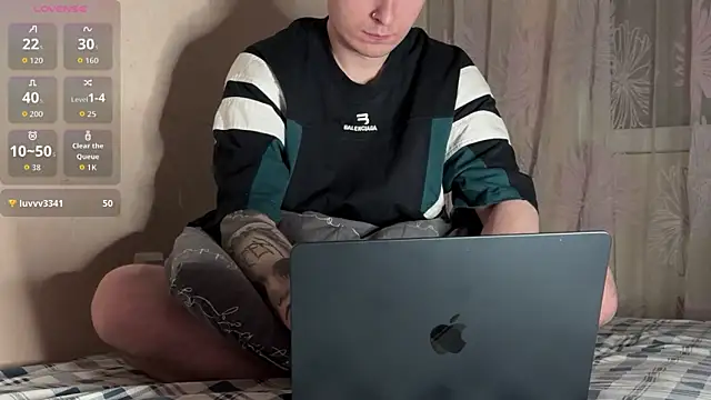 Alex-Meow1 live sex cam