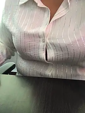 Evil_kitty6's cam snapshot