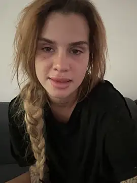 EmiliaCatalina live sex cam