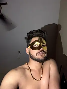 Hornybeardguy live sex cam