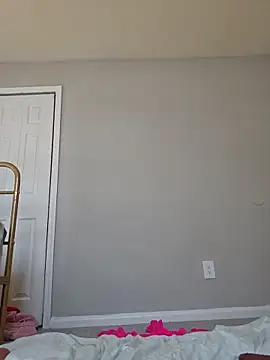 oliviaprettypussy's cam snapshot