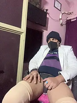 Saxymood1111 live sex cam