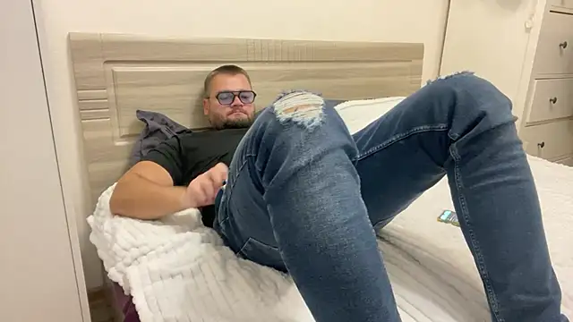 BrianJohnson_ live sex cam
