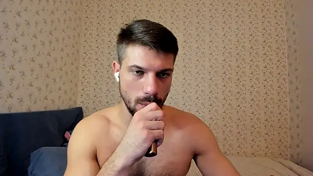 Tony_Wolf live sex cam