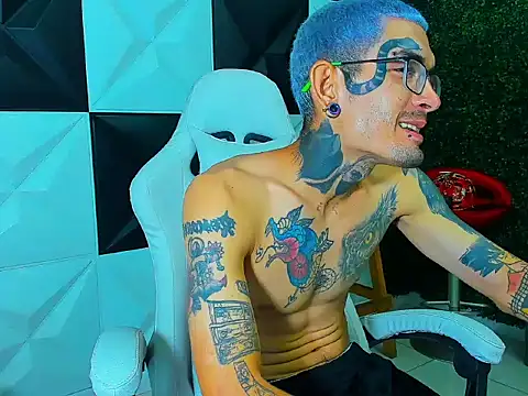 Boy_tatto77's cam snapshot