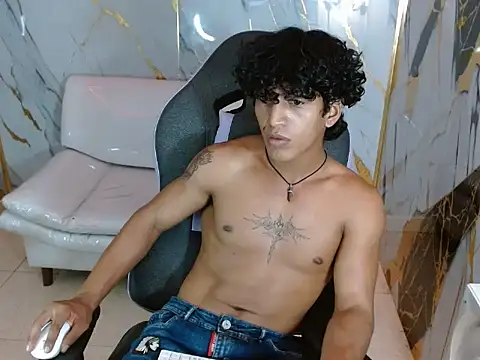 mau_elixxx's cam snapshot