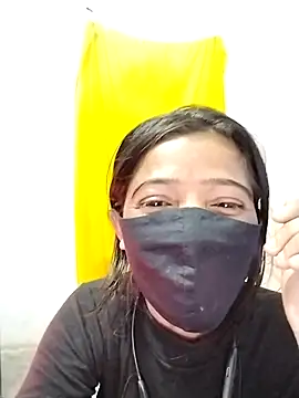 Cute-Naavya live sex cam