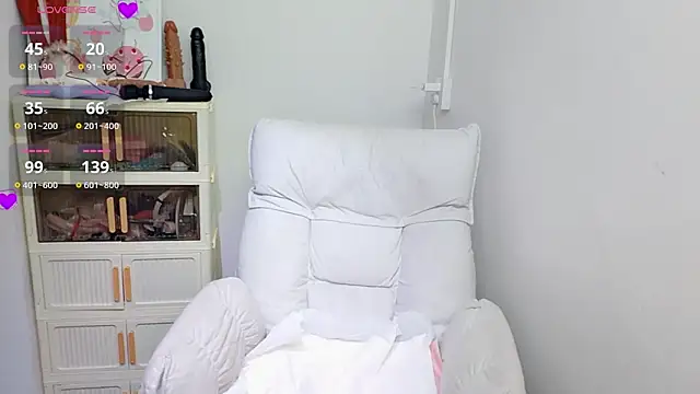 9aunatiis live sex cam