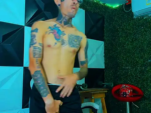 Boy_tatto77's cam snapshot