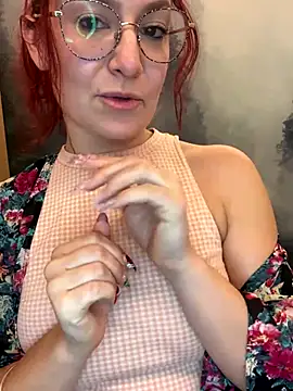 ladoucedu34's cam snapshot