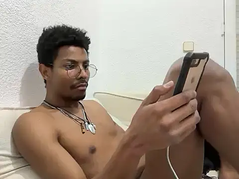 Albert_Madrid live sex cam