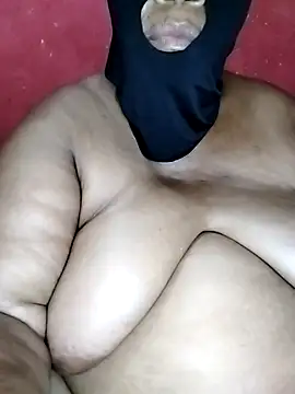 naughtygrannyXXX's cam snapshot