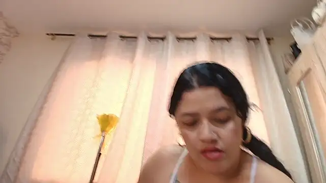 nataliaesmith_24's cam snapshot