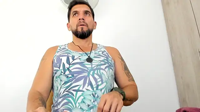 JULESLAKES live sex cam