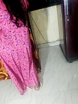 Pyasi-bhabhi's cam snapshot