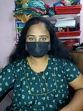 Tamil_devagi's cam snapshot