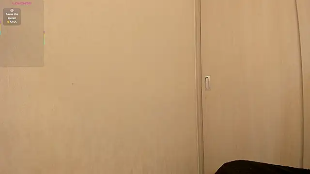 rouse__hallberg's cam snapshot