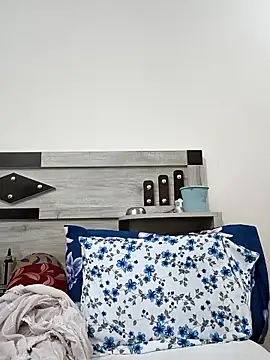 SpicyQueenX69's cam snapshot