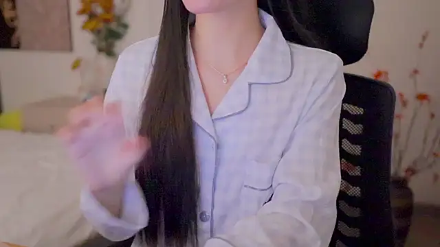 SpiderIily's cam snapshot