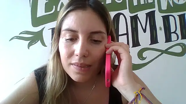 alaanna_new live sex cam