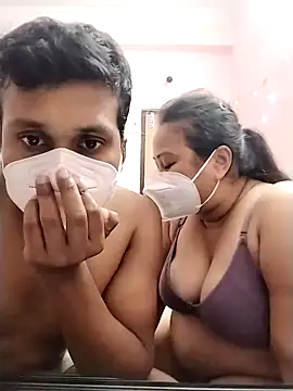 DesiSeductress's cam snapshot