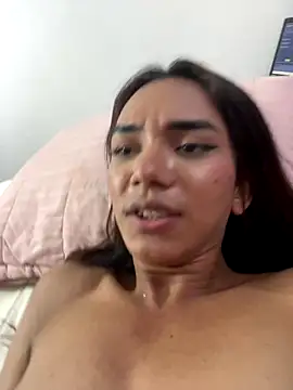 Nikol_Rang__ live sex cam