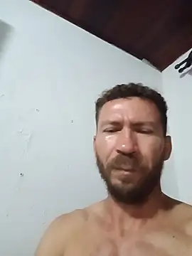RobertoLuiz84 live sex cam